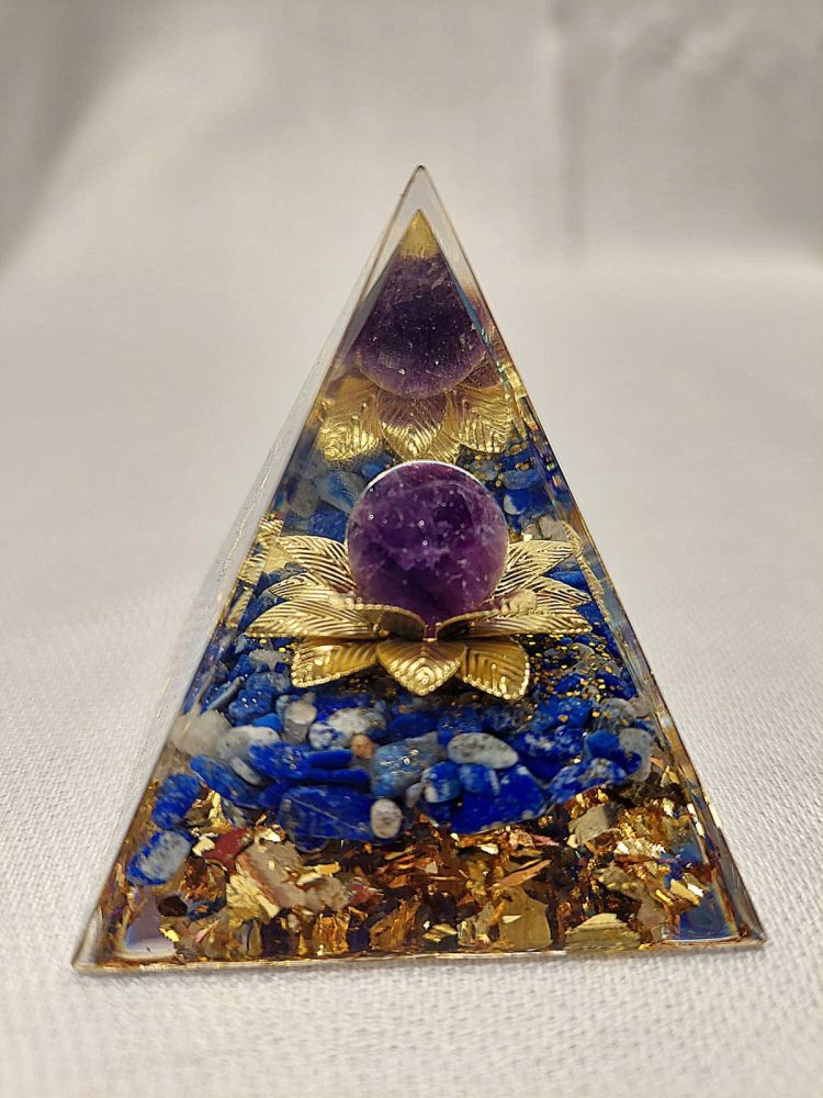 orgoniittipyramidi