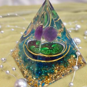 Orgoniittipyramidi, keskikoko