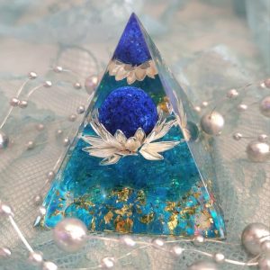 Orgoniittipyramidi, keskikoko