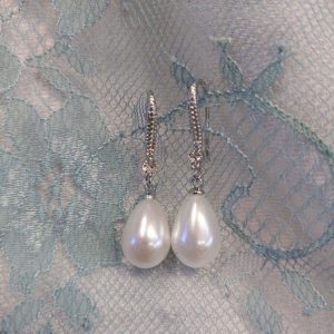 Korvakorut, Helmipisarat