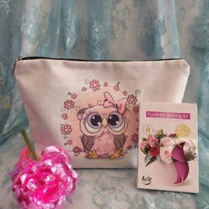 Kosmetiikkapussukka + Tuoksutuikut 6 kpl + Kimalleruusu -tarjouspaketti