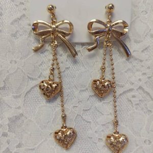 Korvakorut, Kultaiset sydänrusetit