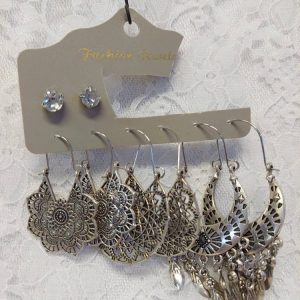 Korvakorut, Kaunista näyttävyyttä -tarjouspaketti