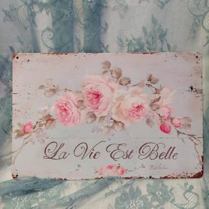 Nostalginen metallitaulu, Ruusujen herkkyys, A4