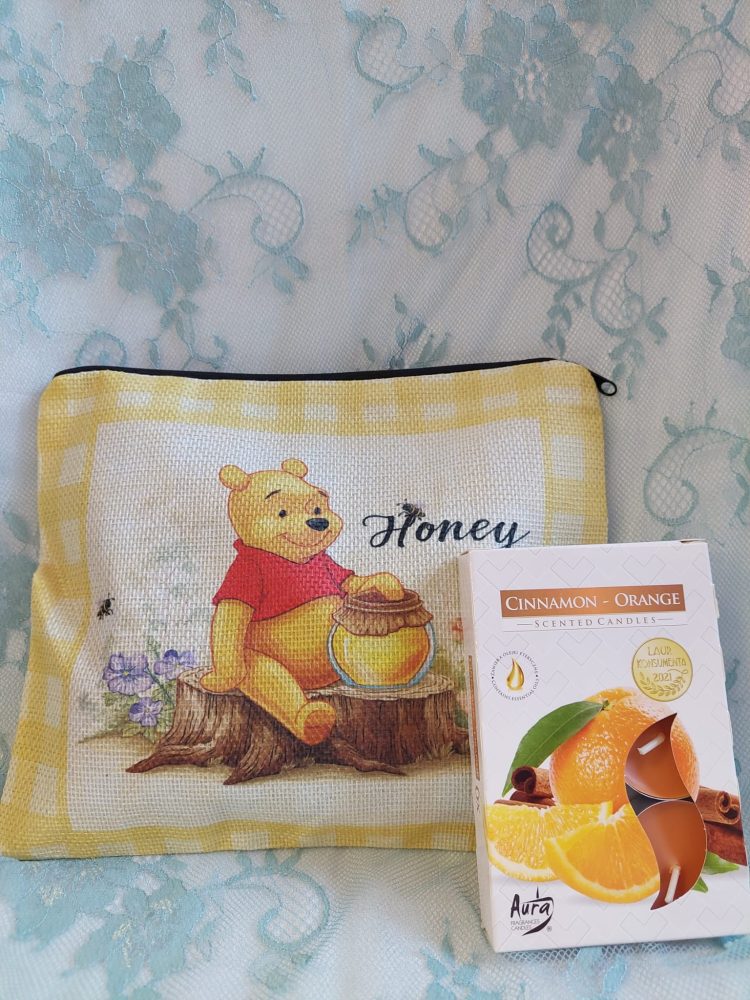Pellavapussukka, Nalle Puh ja hunaja - Image 2
