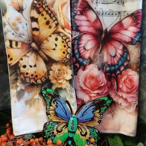 PERHOSTEN LEIKKIÄ -TARJOUSPAKETTI