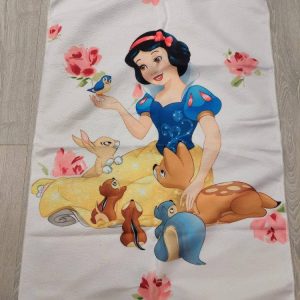 Kaunis ja laadukas Käsipyyhe Lumikki