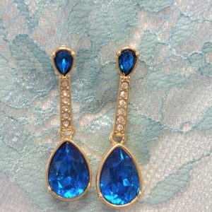 Kuninkaalliset Riipustimantit -korvakorut