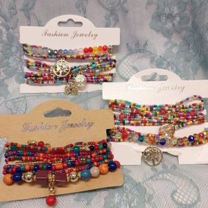 Kaunis, värikäs Bohemian Rannekorusetti