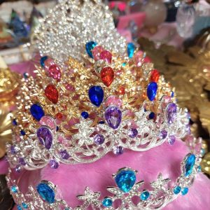 Upeat Kultaiset Tiarat/ Hiuskruunut eri väreissä