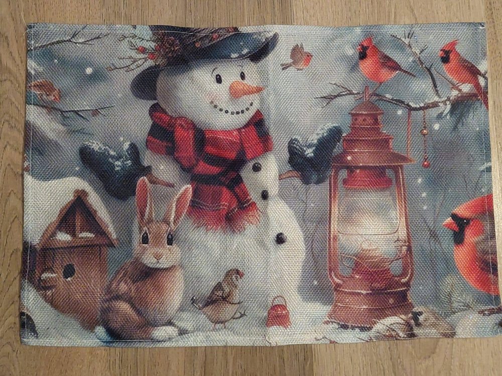 Kaunis pellavamainen Joululiina/ tabletti, Lumiukko ja metsän eläimet