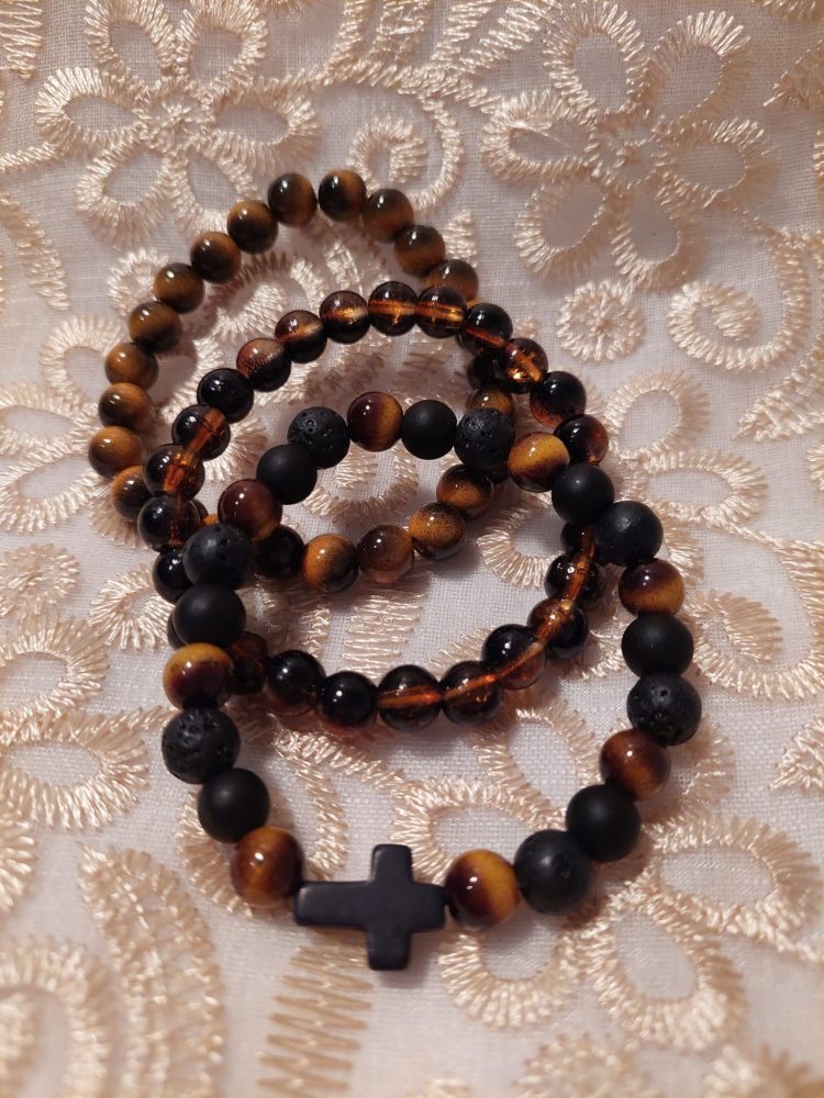 Hoitavat Kivirannekorut, 3 kpl, Tummaa Tiikerinsilmä-energiaa -tarjouspaketti - Image 2