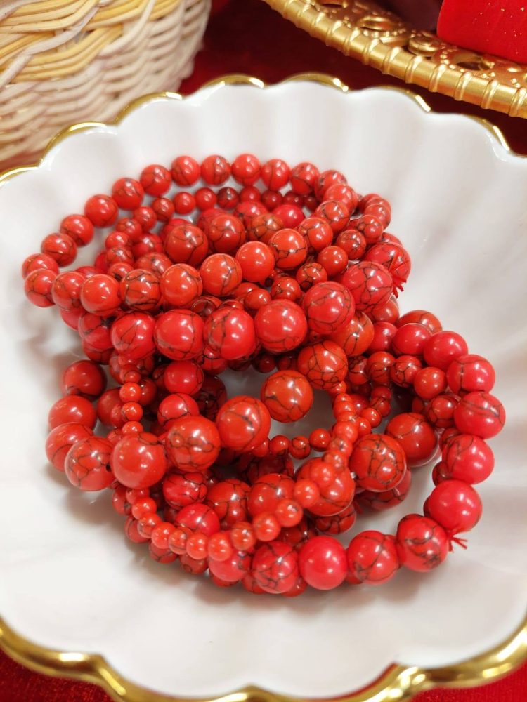 Hoitavat Kivirannekorut, 3 kpl, Tulipunainen Rakkaus -tarjouspaketti - Image 2