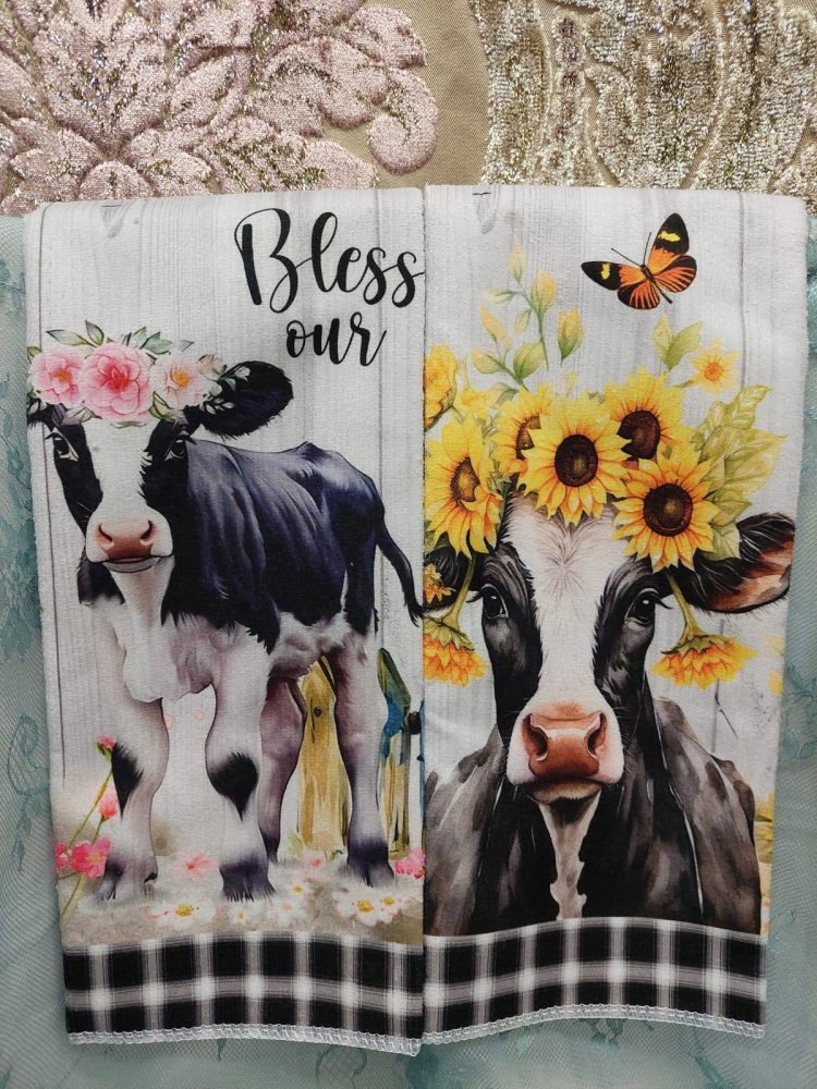 Kaunis, laadukas ja pehmeä Käsipyyhe, Lehmät kesälaitumella, 2 kpl - Image 2