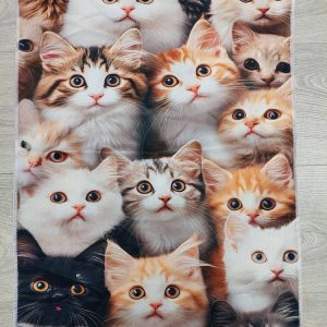 Kaunis ja pehmeä Käsipyyhe, Kissat