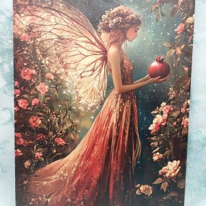 Vintage -metallitaulu, Keiju ja granaattiomena Ruusupuutarhassa, A4