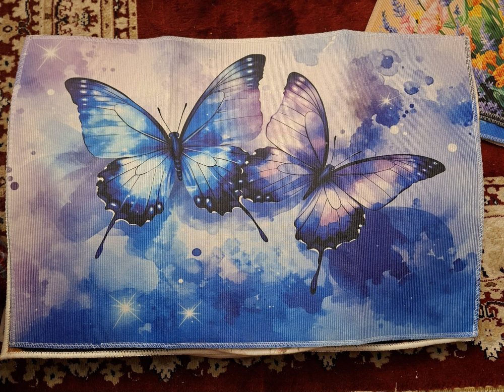 Kaunis Kynnysmatto jarrupohjalla, Siniturkoosit Perhoset - Image 3