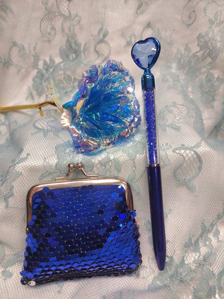 Sydänystävälle -tarjouspaketti: Kimalleruusu + Paljettikukkaro + Sydän-kimallekynä, eri väreissä - Image 11