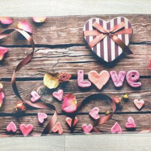 Kaunis jarrupohjainen Kynnysmatto, Rakkauden koti