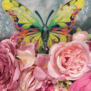 Kaunis Ikkunaperhonen, keltasävyinen