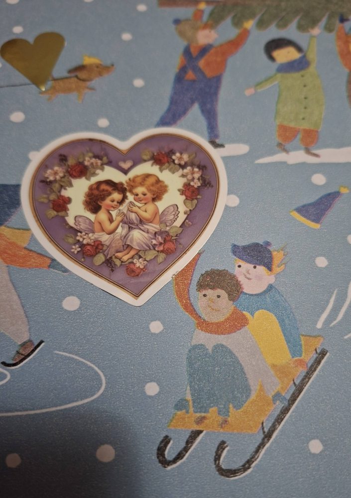 KEVÄTILOA -MYSTEERIPAKETTI - Image 3