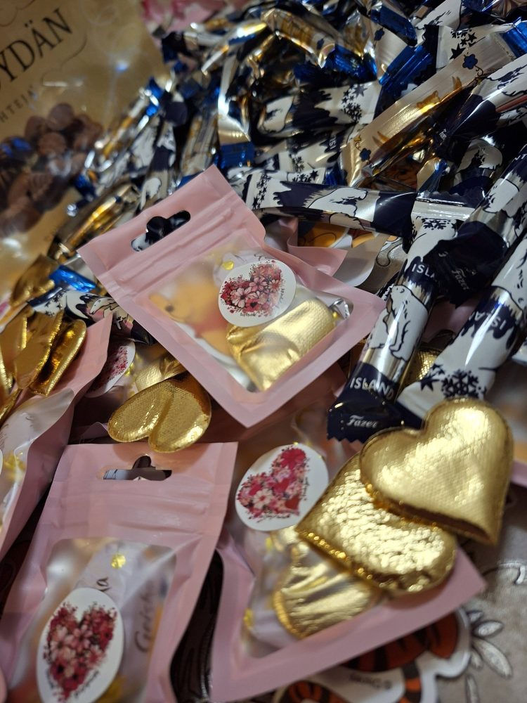 KEVÄTILOA -MYSTEERIPAKETTI - Image 11