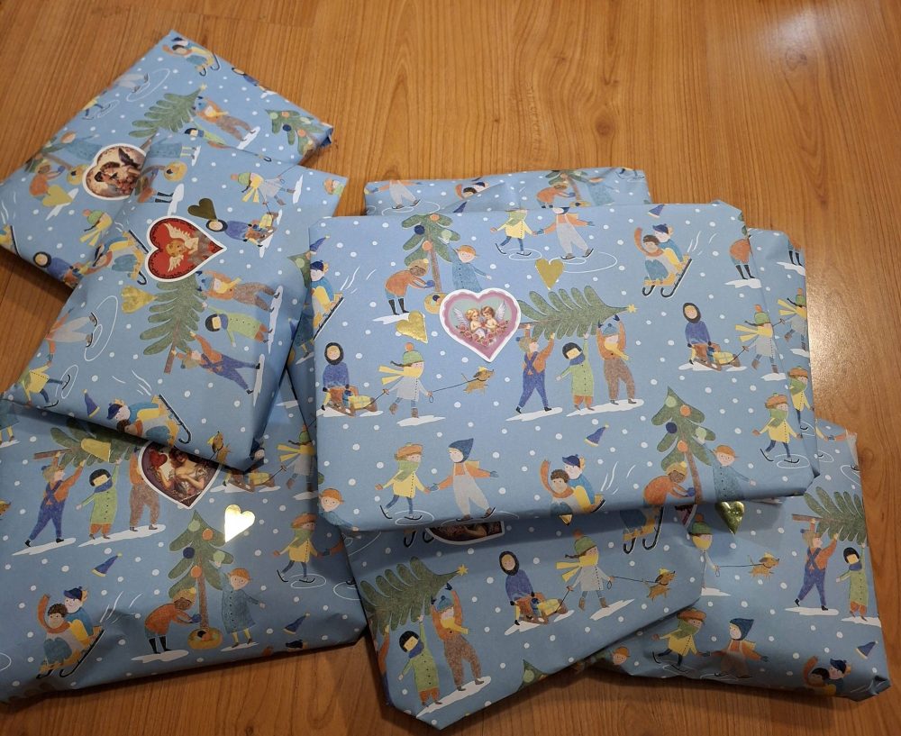 KEVÄTILOA -MYSTEERIPAKETTI - Image 5