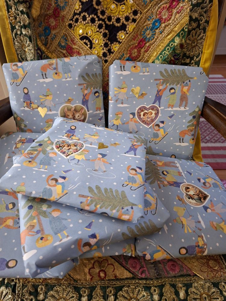 KEVÄTILOA -MYSTEERIPAKETTI - Image 4