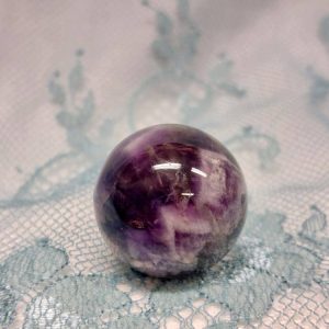 Kaunis Ametisti-kuula