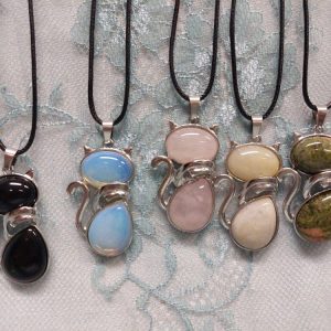 Kaunis hoitava Kivi-kaulakoru, Kissa, säädettävä nahkanyöri