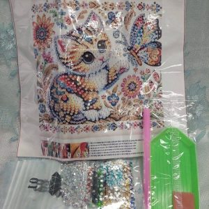 Suloinen Timanttihelmityö, Kissa ja Perhoset, 20 x 20 cm