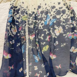 Kaunis Taidehuivi, tummansininen/ beige, Perhoset