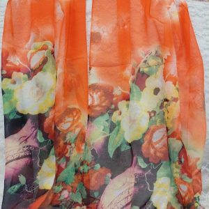 Kaunis Taidehuivi, liukuvärjätty oranssi värikkäillä Kukilla