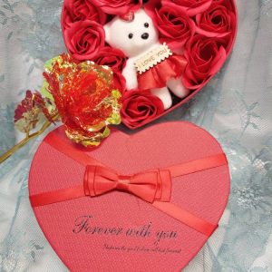 Kaunis Sydänrasia Ruususaippuiolla ja Nalle-maskotilla + Kimalleruusulla -Tarjouspaketti, Forever with You