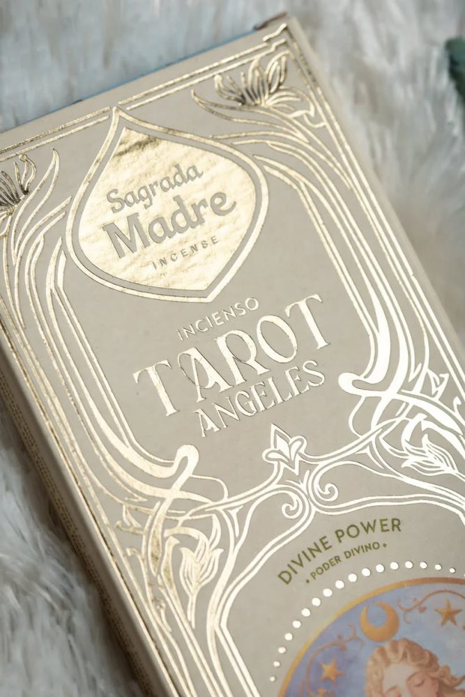 Sagrade Madre Tarot Angels -Suitsukkeet, Jumalallinen voima, Vadelma, 6 kpl isoa suitsuketta + 2 kpl Enkelikorttia -Lahjapakkaus, positiivisuus, mielialan kohottaminen, nautinto - Image 2