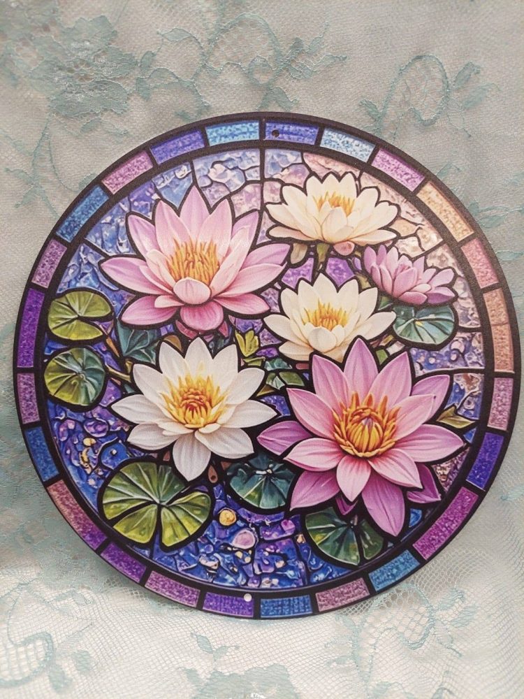 Kaunis Taulu/ alunen, Ilon Lotukset, 20 cm