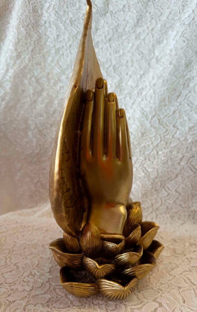 Upea näyttävä Koriste-esine, Kultaiset rukouskädet ja Lootus sekä Bodhi-lehti - Image 8