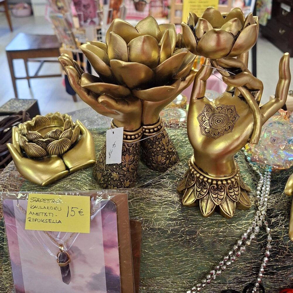 Kultainen koristeltu Käsi ja kultainen Lotus -tuikkukuppi, Varada Mudra - Image 13