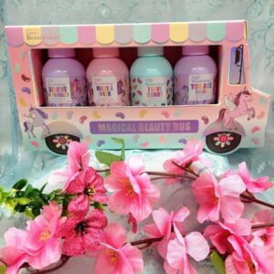 Ihana Lahjapakkus, Magica Beauty Bus: Suihkusaippua + Suihkugeeli + Suihkucreme + Varatalovoide, karkkimaiset tuoksut -Tarjouspaketti