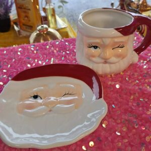 Ihana Vinkkaava Joulupukki -kuppi ja -lautanen, punainen -Tarjouspaketti