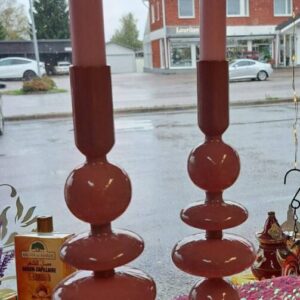 Kaunis lasinen Kynttilänjalka, vanha roosa, 25,3 cm + Pitkä pöytäkynttilä -Tarjouspaketti
